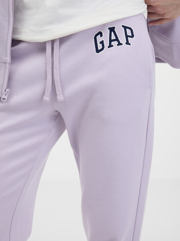 GAP Herren Sweatpants mit Fleece und Logo GAP