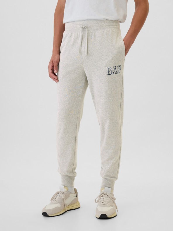 GAP Herren Sweatpants mit Fleece und Logo GAP