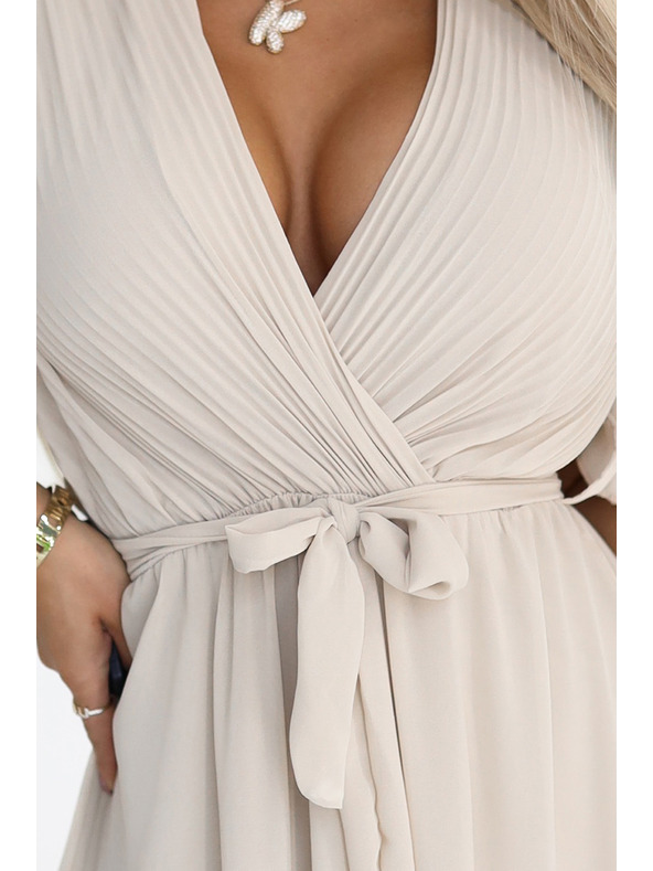 numoco 545-3 Langes Kleid mit plissiertem Ausschnitt und Bindung - beige