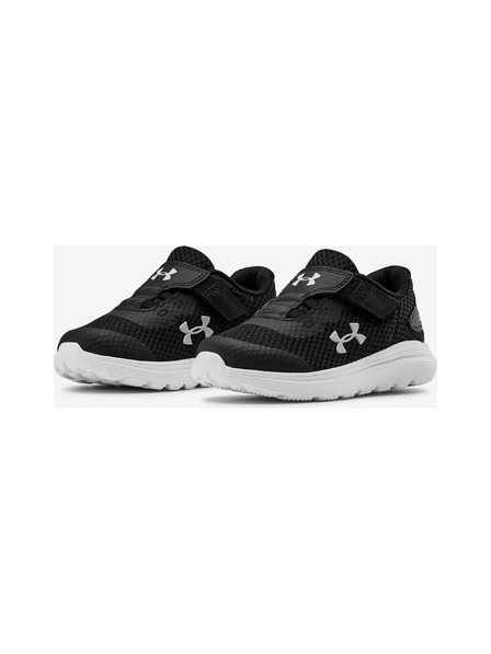 Under Armour Jungenschuhe Under Armour Inf Surge 2 AC