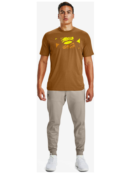 Under Armour Big Logo Sketch T-Shirt