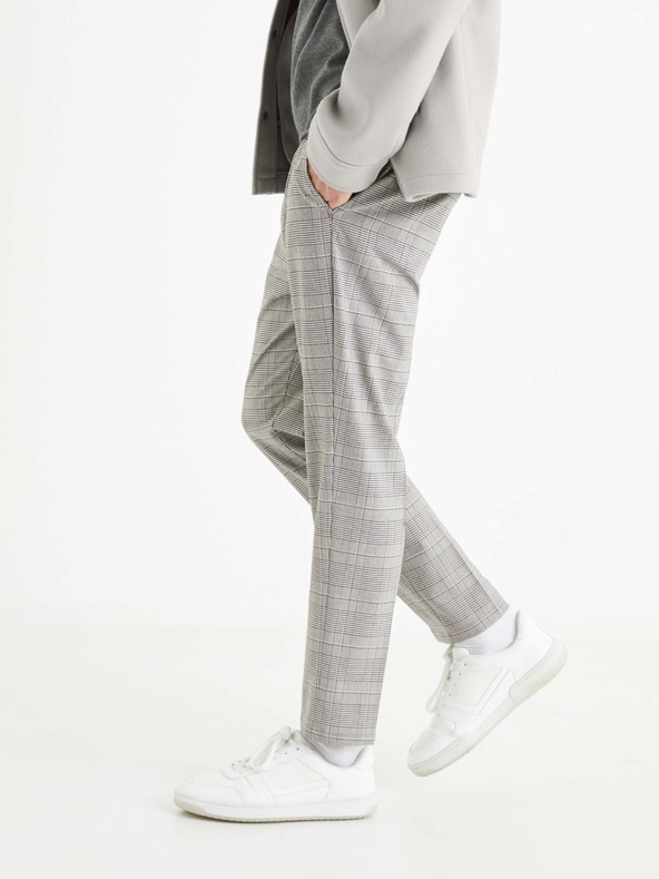 Celio Grau karierte Herren-Crop-Hose Celio 24H Avocheck