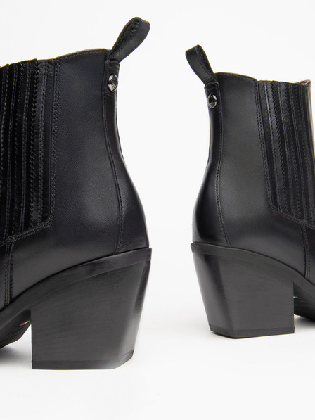 Nero Giardini Schwarze Damenstiefeletten aus Leder Nero Giardini