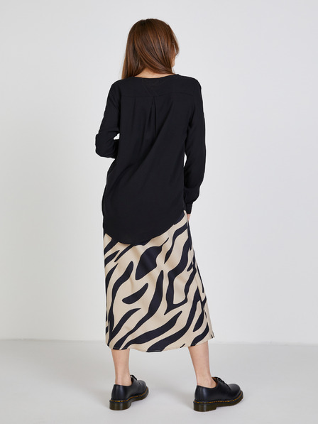 Vila Schwarze Bluse mit verlängertem Rücken VILA Paya