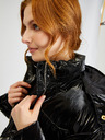 Armani Exchange Schwarze glänzende Steppjacke für Frauen mit abnehmbarer Kapuze Armani Exchange