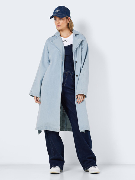 Noisy May Hellblauer Damenmantel aus leichtem Denim Noisy May Lili