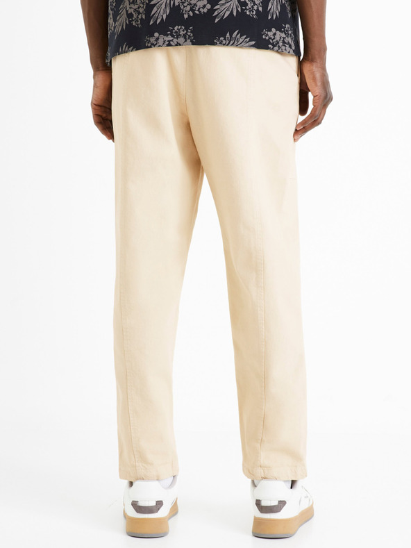 Celio Cremefarbene Herren-Cropped-Hose Celio Dorust