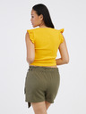Pieces Gelbes kurzes Damen-T-Shirt Pieces Tegan