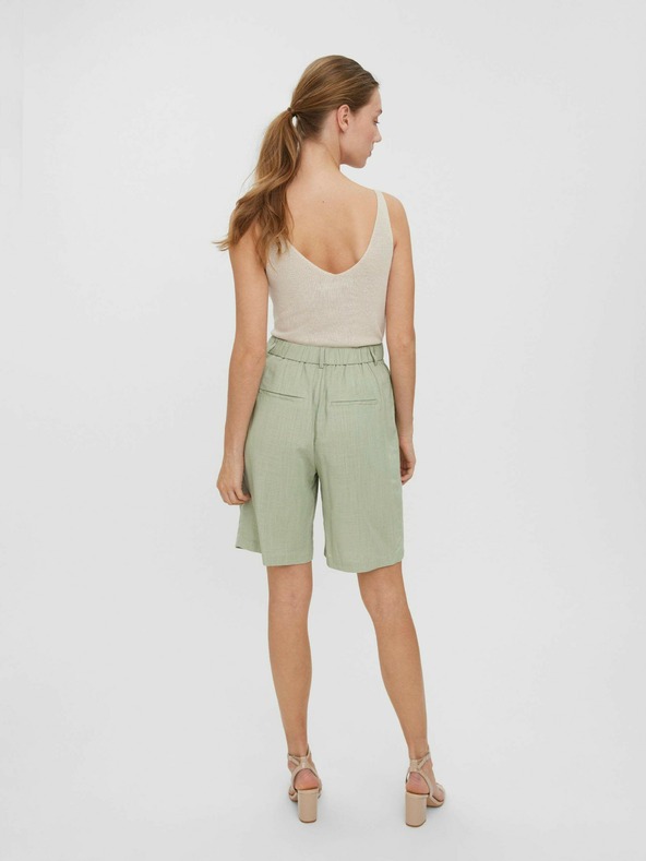 Vero Moda Hellgrüne kurze Hose VERO MODA Josie