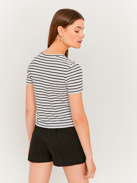 TALLY WEiJL Schwarz-weiß gestreiftes kurzes T-Shirt TALLY WEiJL