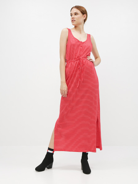 Vero Moda Rot gestreiftes Basic-Maxikleid mit Knöpfen und Schlitzen VERO MODA Daina