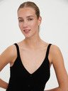 Vero Moda Schwarzes geripptes Midikleid mit Schulterriemen VERO MODA Uzuri