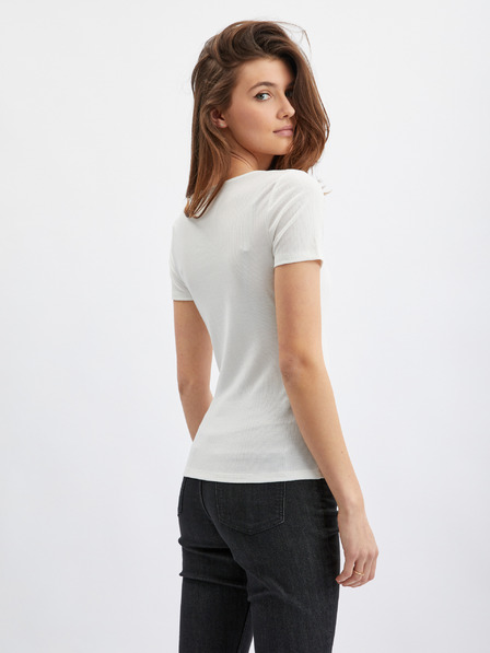 Orsay Weißes Damen-T-Shirt mit dekorativem Detail ORSAY