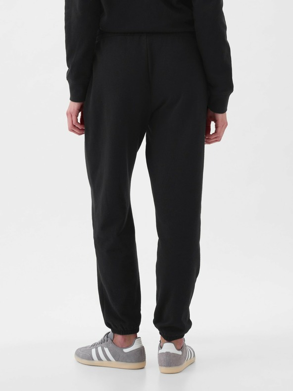 GAP Herren Sweatpants mit Fleece und Logo GAP