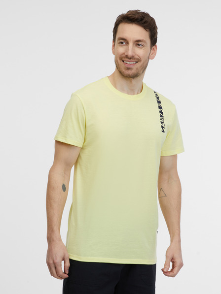 Sam 73 Hellgelbes Herren-T-Shirt SAM 73 Fabio