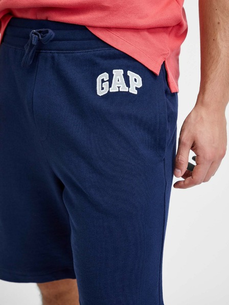 GAP Shorts GAP Logo