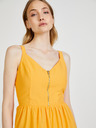 Trendyol Orangefarbenes trägerloses Kleid Trendyol