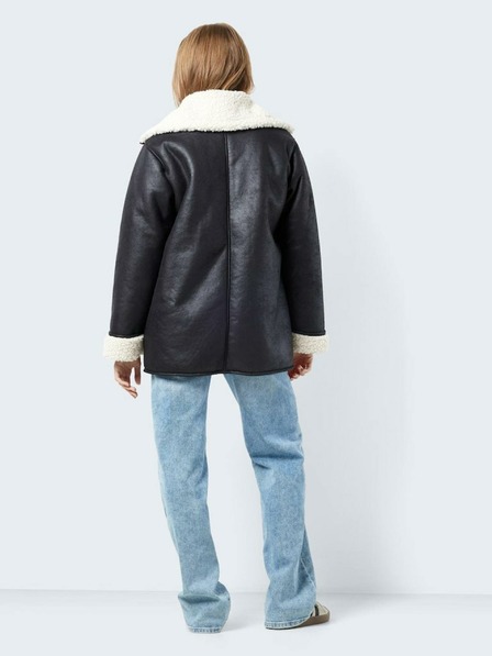 Noisy May Schwarze Damen-Kunstfell-Winterjacke Noisy May Hailey