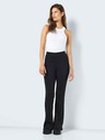Noisy May Schwarze Hose mit ausgestelltem Schnitt von Noisy May Pasa