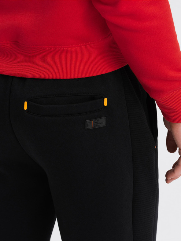 Ombre Clothing Schwarze Herren-Trainingshose Ombre Clothing