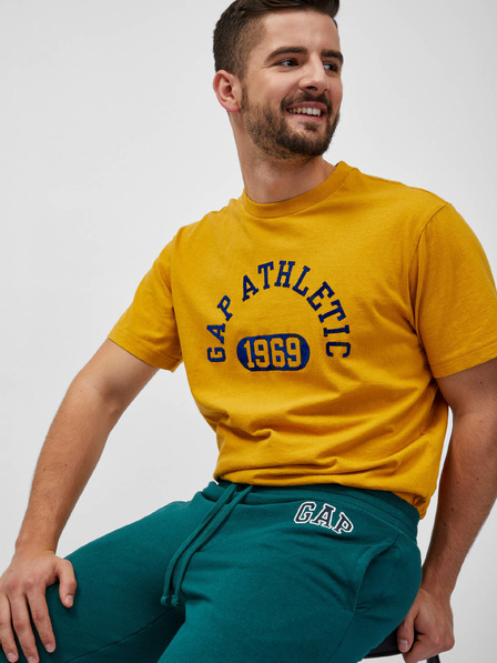 GAP Sweatpants mit GAP Logo