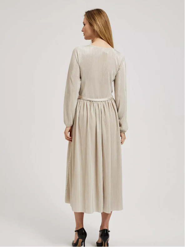 Moodo Beigefarbenes Damen-Kleid von MOODO