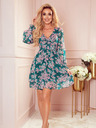 numoco Chiffonkleid mit Bindebandausschnitt - rosa Blumen auf grünem Hintergrund Numoco MONICA