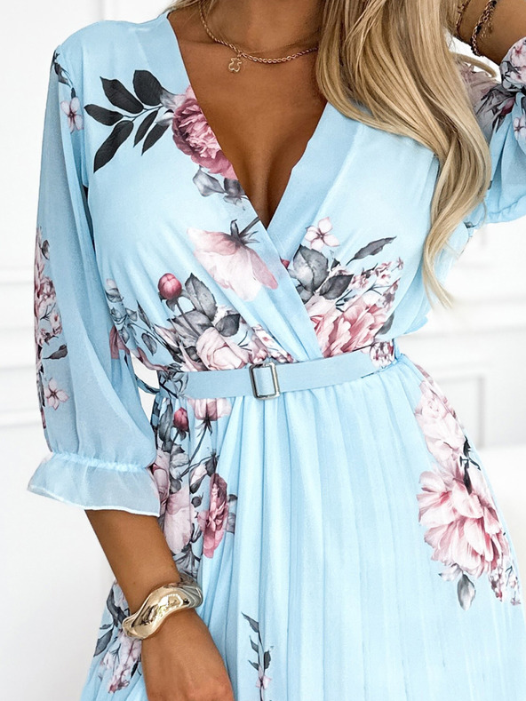 numoco Plissiertes Midikleid mit Ausschnitt und Gürtel - rosa auf blauem Grund Numoco YUNA