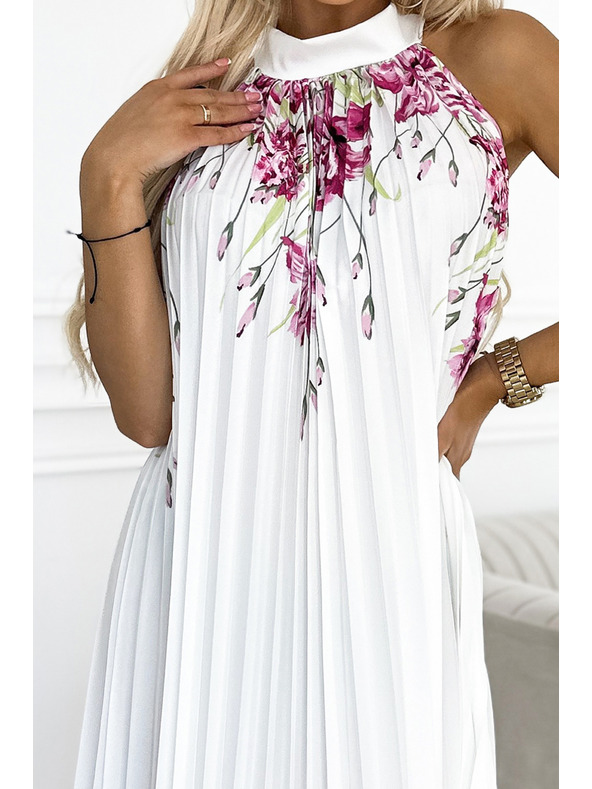 numoco Plissiertes Maxikleid aus Satin - weiß mit rosa Blumen Numoco ESTER