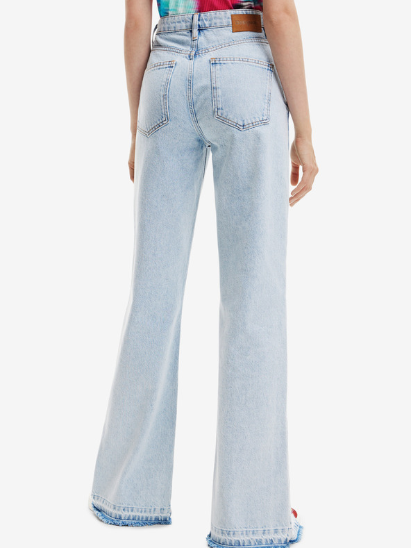 Desigual Hellblaue Desigual Damenjeans mit weitem Bein Flores