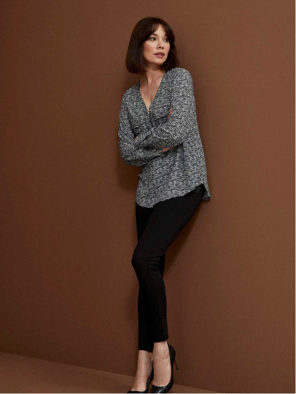 Moodo Schwarz-weiß gemusterte Damenbluse Moodo