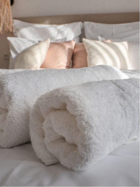 Kvalitex Frottee-Handtuch 70x140cm Hotel weiß 450g/m2