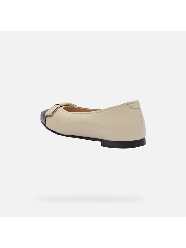 Geox Cremefarbene Damen-Ballerinas Geox Millianee