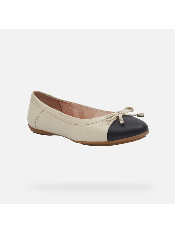 Geox Cremefarbene Damen-Ballerinas Geox Charlene