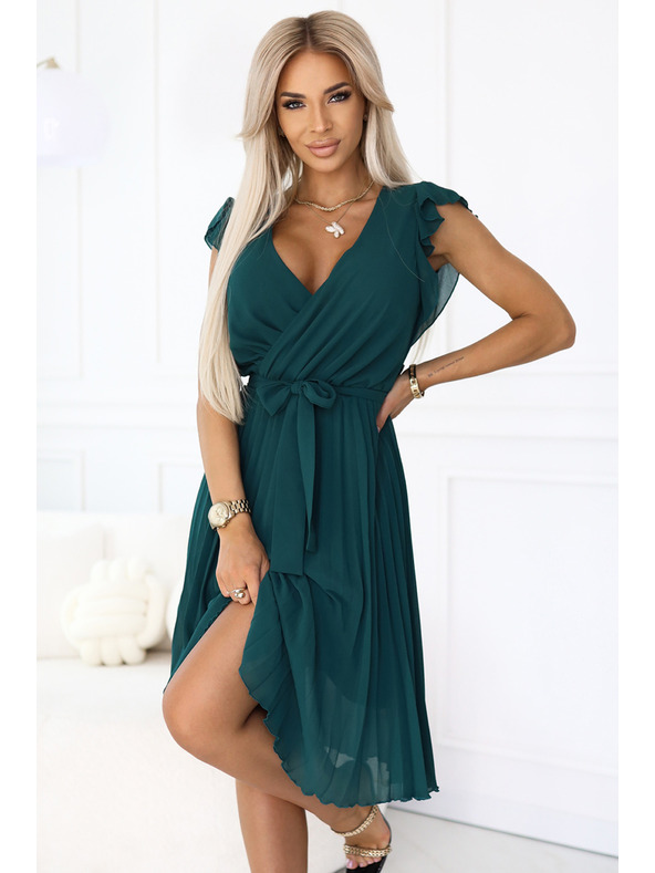numoco 374-8 POLINA Plissiertes Kleid mit Ausschnitt und Volants - grün