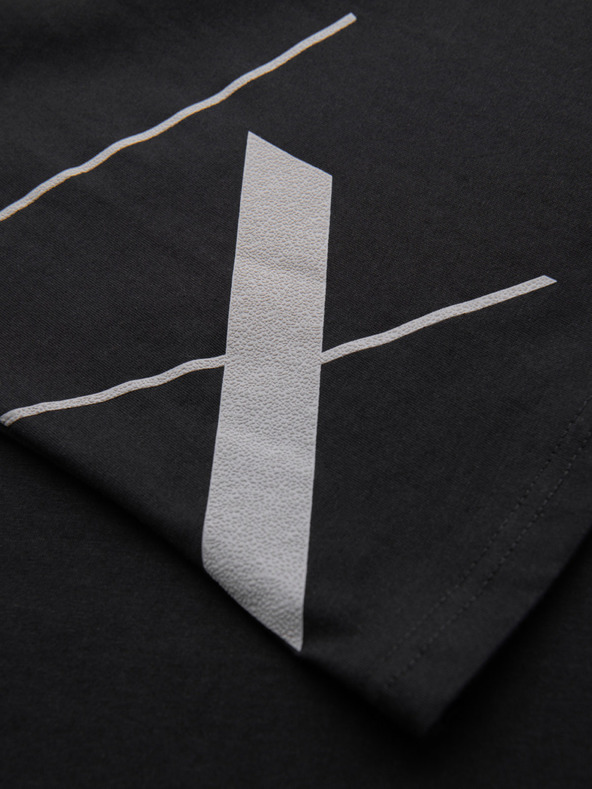 Ombre Clothing Herren-T-Shirt aus Baumwoll-Jersey mit großer seitlicher Schrift Ombre Clothing