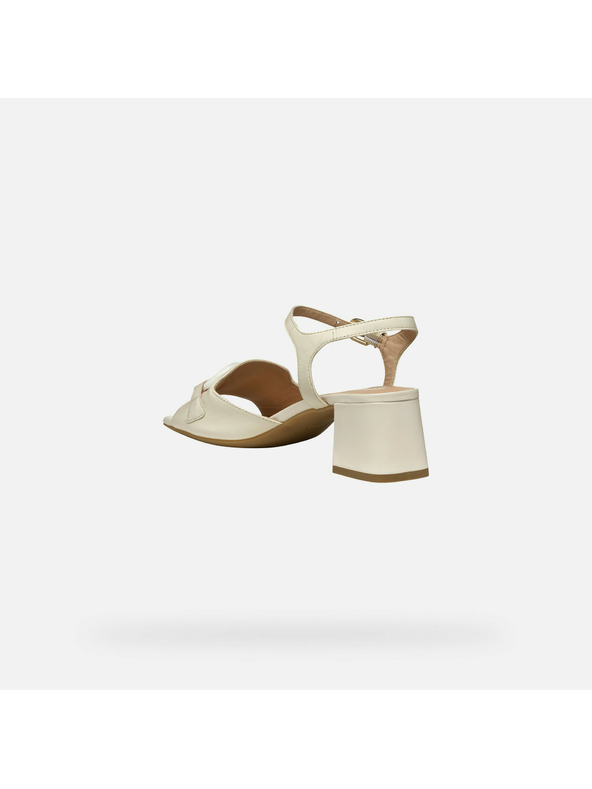 Geox Cremefarbene Damen Sandalen Geox New Eraklia 50 T