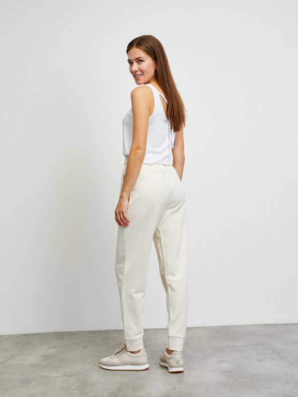 ZOOT.lab Cremefarbene Damen-Basic-Jogginghose METROOPOLIS by ZOOT.lab Darlyn