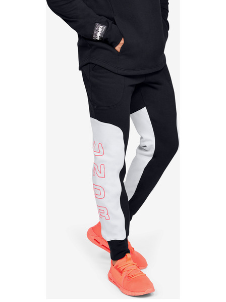 Under Armour Herren Trainingshose Under Armour Moments Fleece Pant